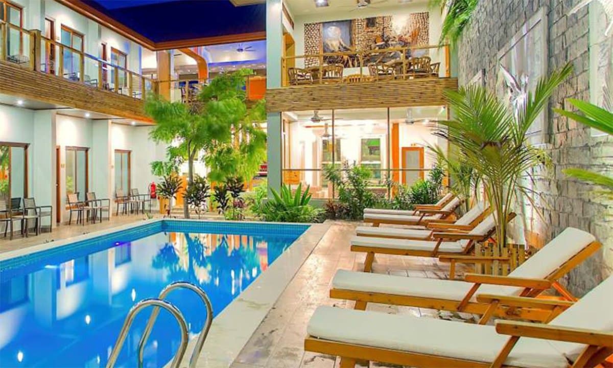 Guesthouse or Resort? How to Choose Where to Stay in the Maldives