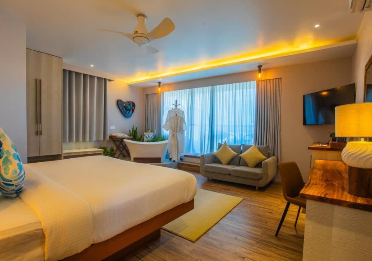 King Suite Sea View
