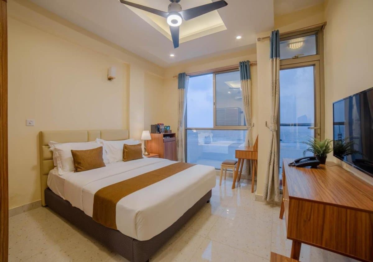 Deluxe Queen Room - Sea View