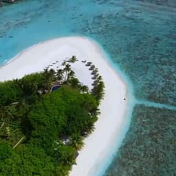 Malé: Adaaran Prestige Vadoo Maldives Day Pass – Overwater Paradise with Dining & Beach Access 3