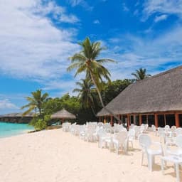 Hulhumale: Fihalhohi Island Resort Day Visit 4