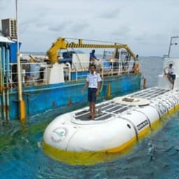 Malé: Whale Submarine Maldives – The World’s Deepest Passenger Submarine Dive 2