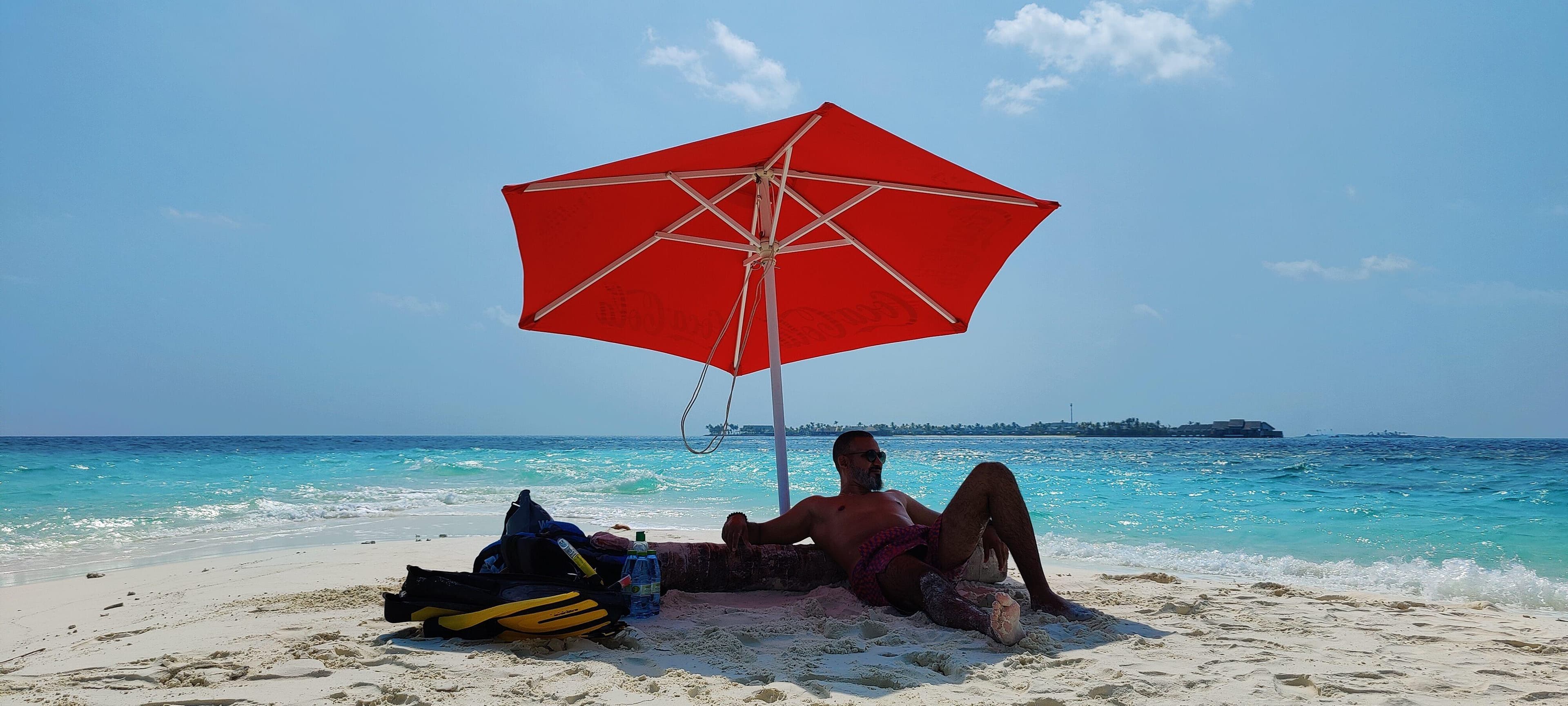 Malé: 5-Hour Sandbank Escape – Snorkel, Swim & Relax on a Secluded Maldivian Paradise