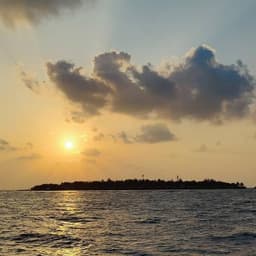 Malé: 4 Hour Unforgettable Sandbank Snorkeling & Sunset Cruise – Explore Maldives' Pristine Reefs & Breathtaking Views! 5