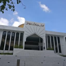 Hulhumale: 2 Hour Malé Motorcycle City Tour 1