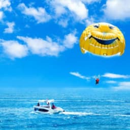 Parasailing in Maafushi – Soar Above the Stunning Maldives Lagoon 1
