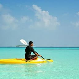 Canoe Rental in Maafushi – Explore the Maldives Lagoon 5