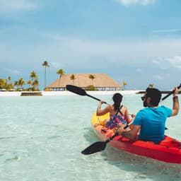 Canoe Rental in Maafushi – Explore the Maldives Lagoon 3