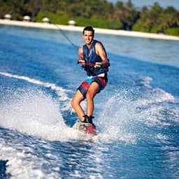 Wake Boarding in Maldives – Thrill and Adventure for All Levels 3